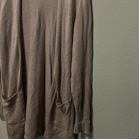 Old Navy Comfy Camel Cardigan Medium - Picture 2 of 6